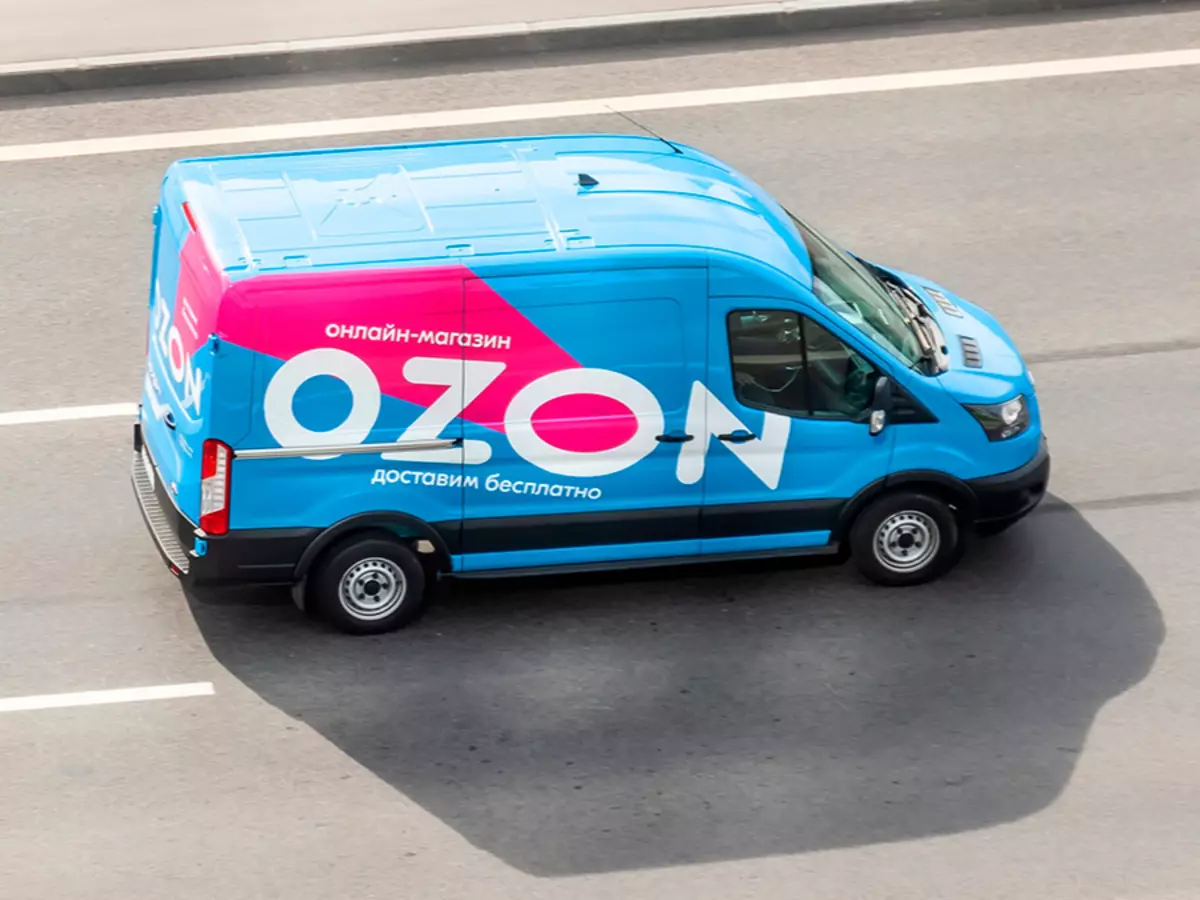 Машина через озон. Ford Transit Озон. Фургоны Озон Форд Транзит. Автомобили Озон. Фургон Озон.